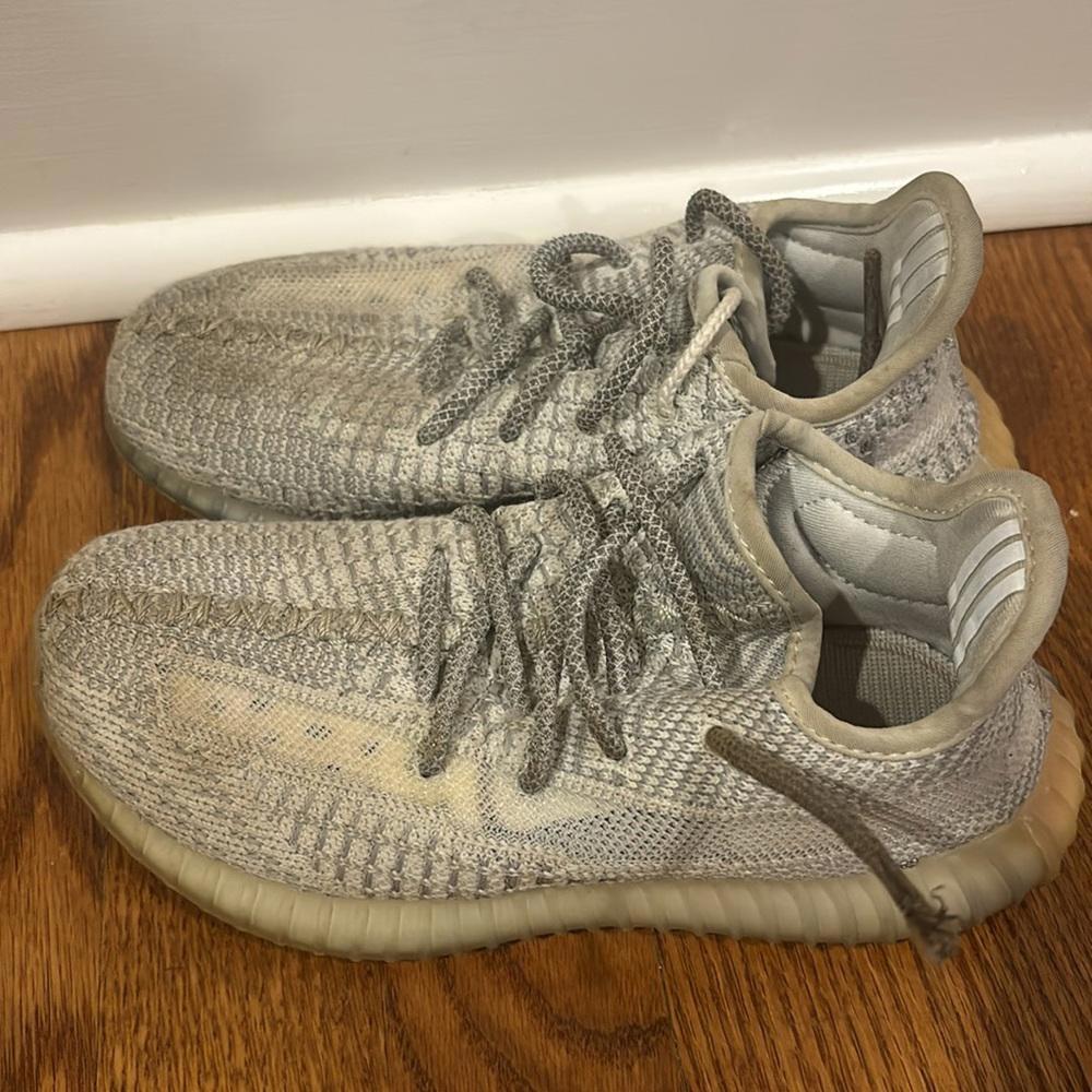 Boys Yeezy - Picture 6 of 6
